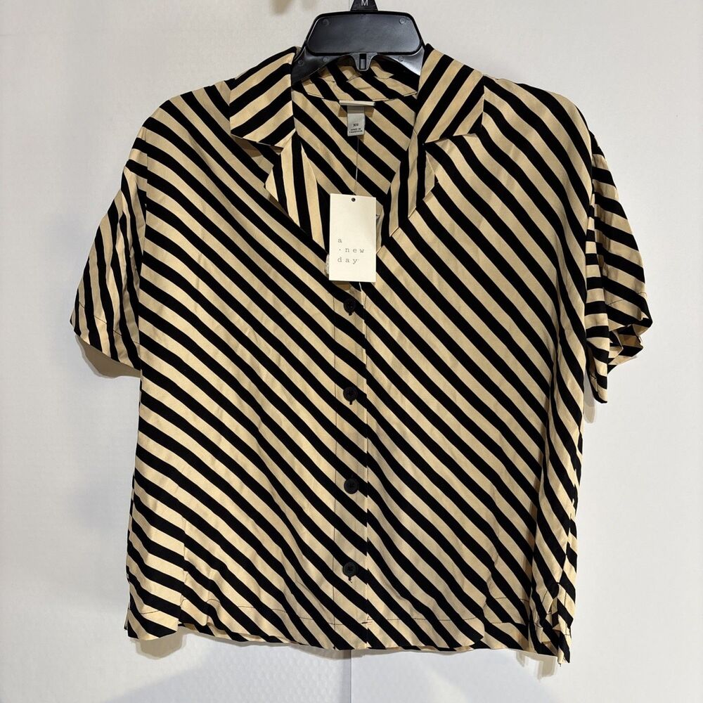 A New Day Women Button Up Front Blouse Stripe V neck XS Black/Tan Chest 41" NWT